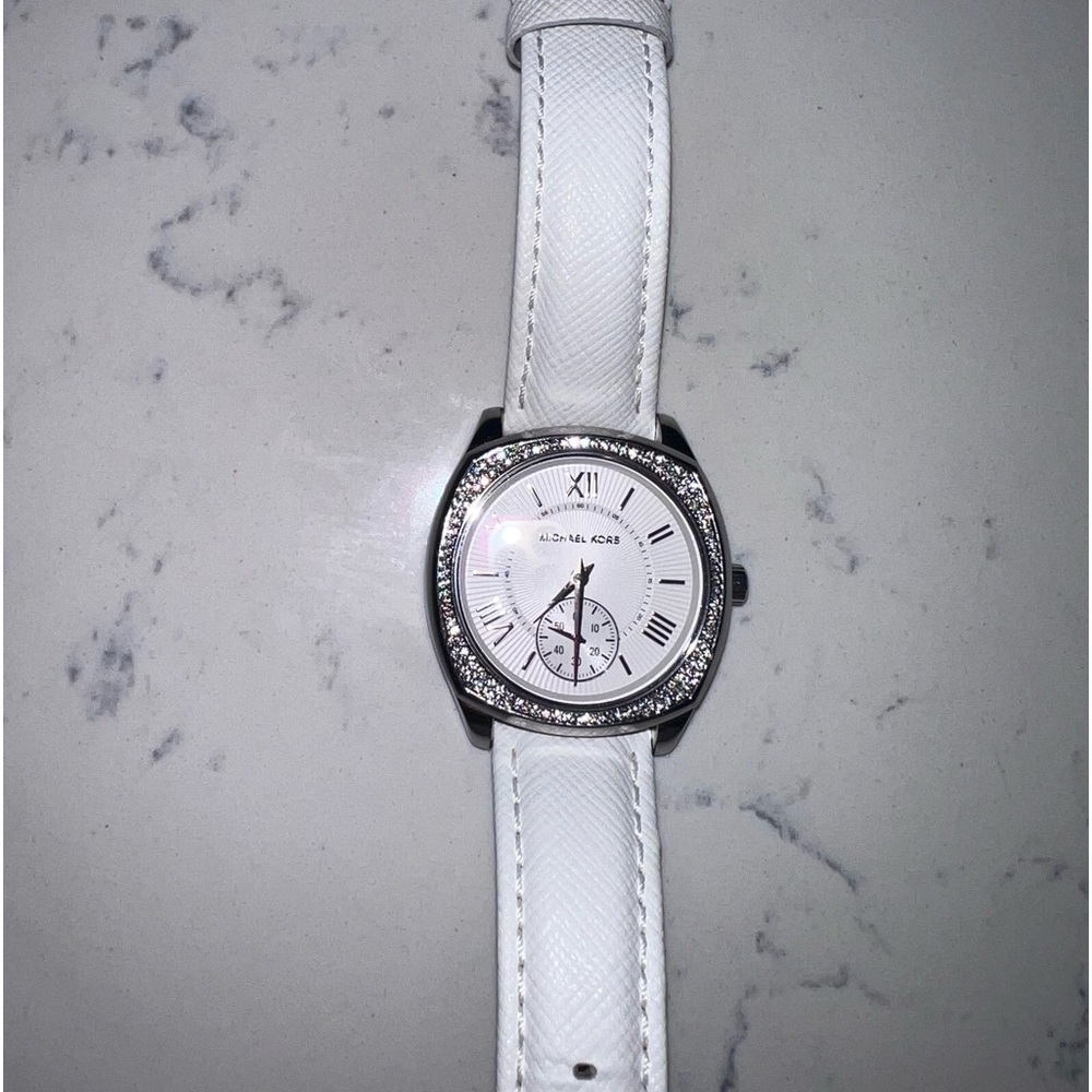Michael kors white watch 🩷